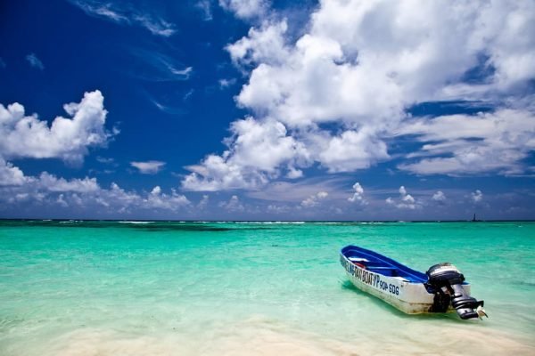 Punta Cana: Saona Island Day Trip with Lunch and Drinks