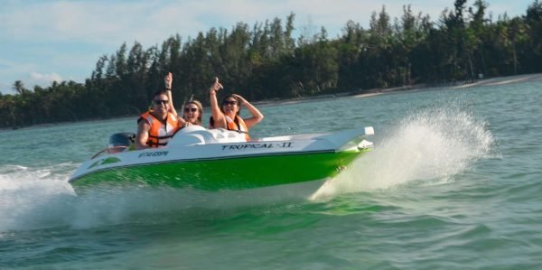 Punta Cana : Aventure en bateau rapide et plongée en apnée